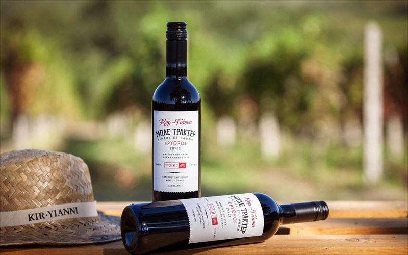 ti-sxesi-exei-o-ellinas-ampelourgos-me-ena-mple-trakter-ellinas-ampelourgos-me-ena-mple-trakter