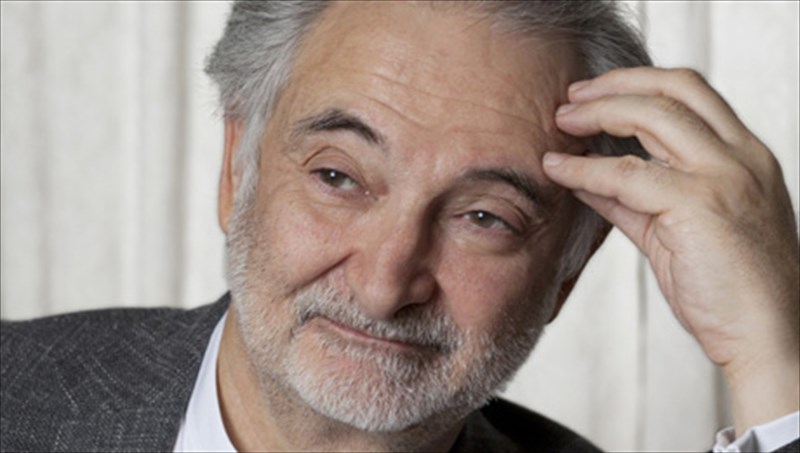 zak-atali-o-diasimos-oikonomologos-profitis-sto-megaro-mousikis-athinon-diasimos-oikonomologos-profitis-sto-megaro-mousikis-athinon