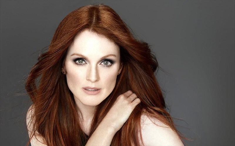 i-diaxroniki-mageia-tis-Julianne-moore