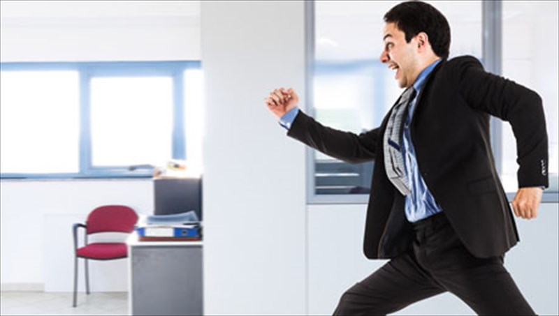 7-giati-eiste-diarkos-argoporimenoi-kai-i-lusi-lusi