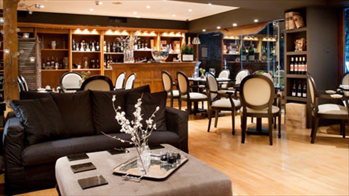 i-maurodafni-exei-tin-timitiki-tis