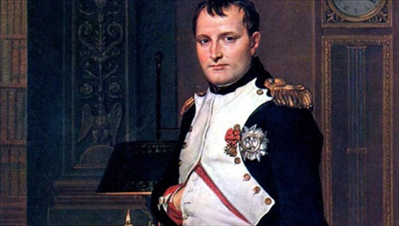 dimoprateitai-to-daxtulidi-arrabonon-tou-napoleonta-kai-tis-iosifinas