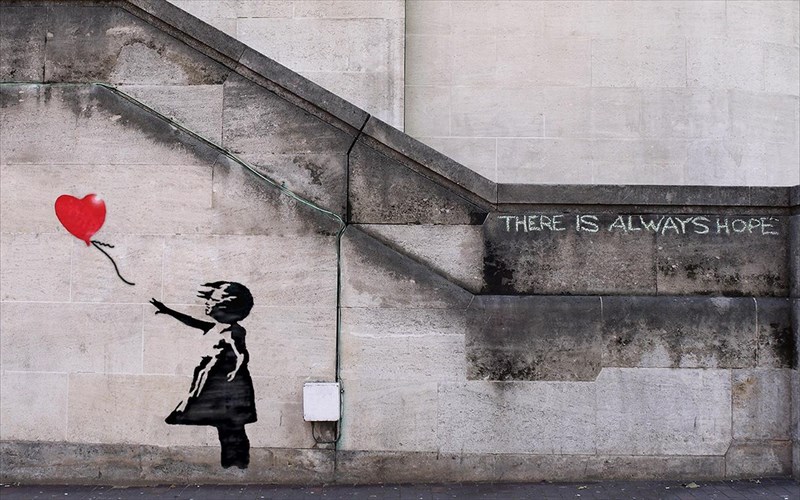 poso-aifnidiastiki-itan-telika-i-energeia-tou-banksy-energeia-tou-banksy
