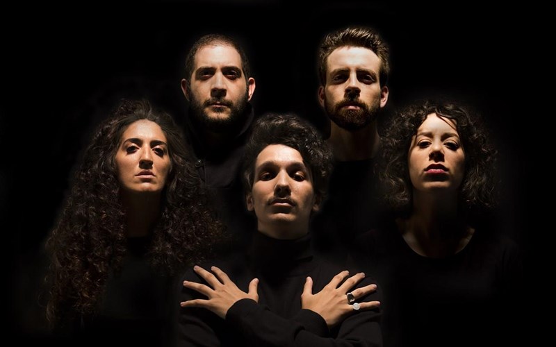 epitheoritis-apo-ton-giorgo-papageorgiou-sto-skrow