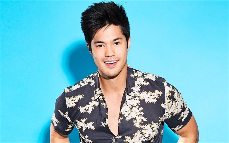 arneitai-oles-tis-katigories-o-ross-butler-stin-upothesi-tis-courtney-love-ross-butler-stin-upothesi-tis-courtney-love