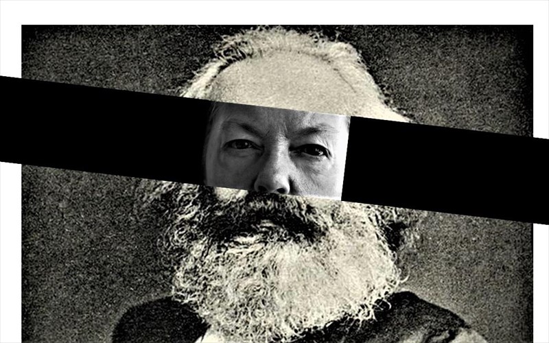 i-roula-pateraki-anebazei-to-kefalaio-tou-marks