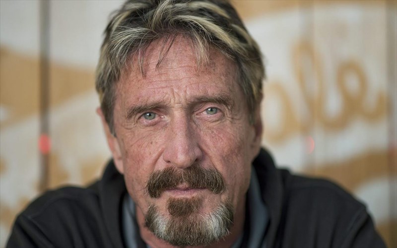 bia-seks-narkotika-kai-anti-virus-h-eksopragmatiki-zoi-tou-John-mcafee-sti-megali-othoni