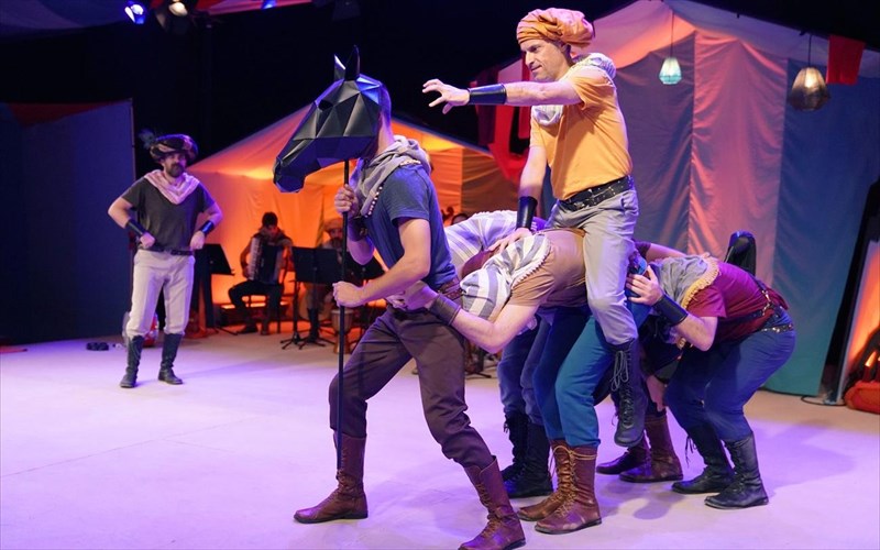 anekdotos-kazantzakis-gia-proti-fora-stin-paidiki-skini-tou-megarou