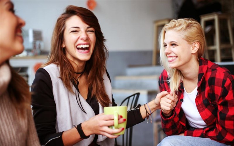 ti-mporoume-na-kanoume-gia-na-prolaboume-tis-rutides-guro-apo-to-stoma