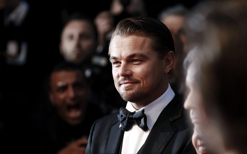 o-leonardo-dicaprio-lansarei-vegan-mplouzakia-gia-tin-prostasia-ton-pithikon