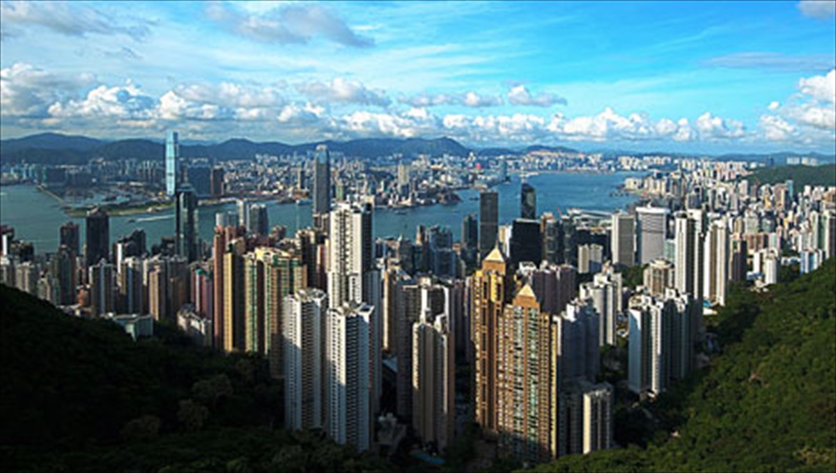 ta-10-kalutera-meri-gia-na-gennithei-kaneis-mesa-sto-2013