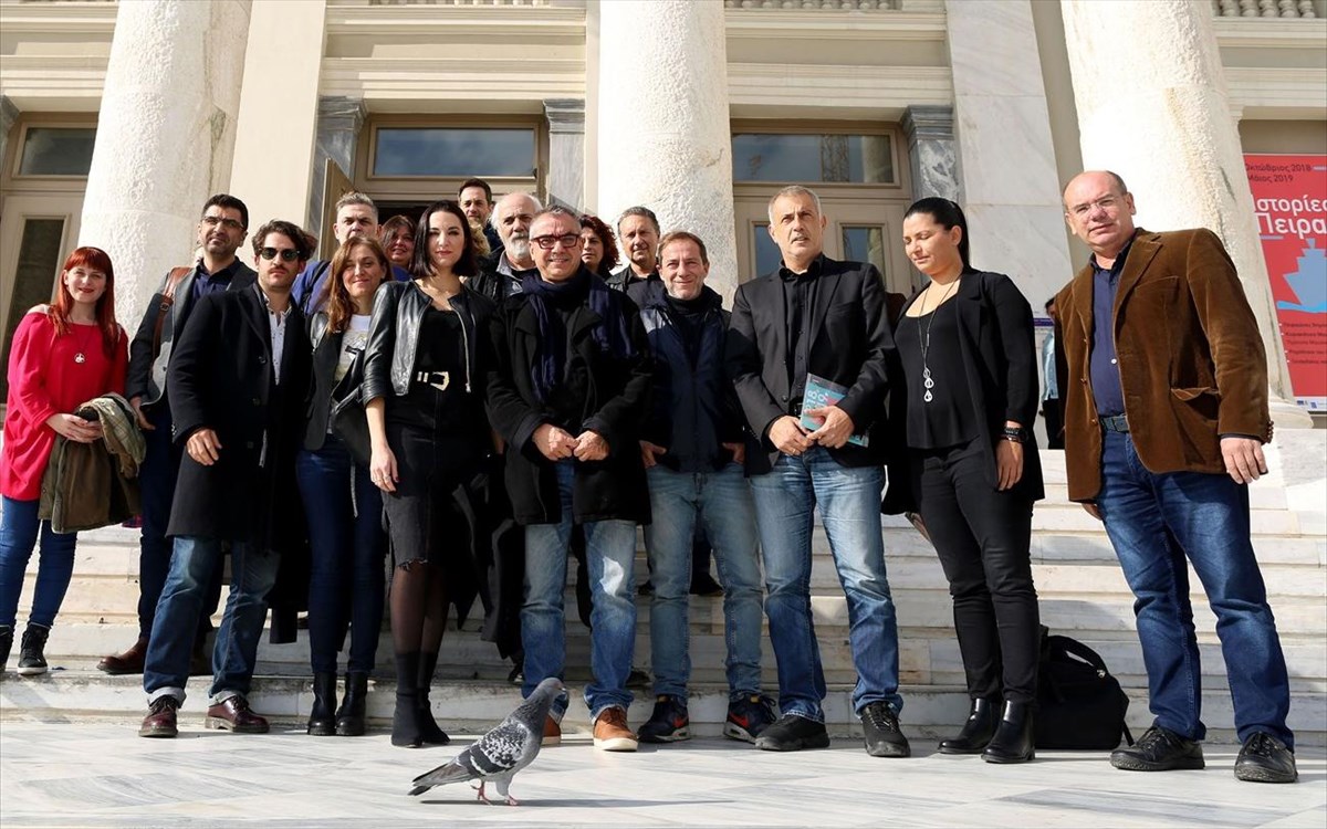 dimotiko-theatro-peiraia-parastaseis