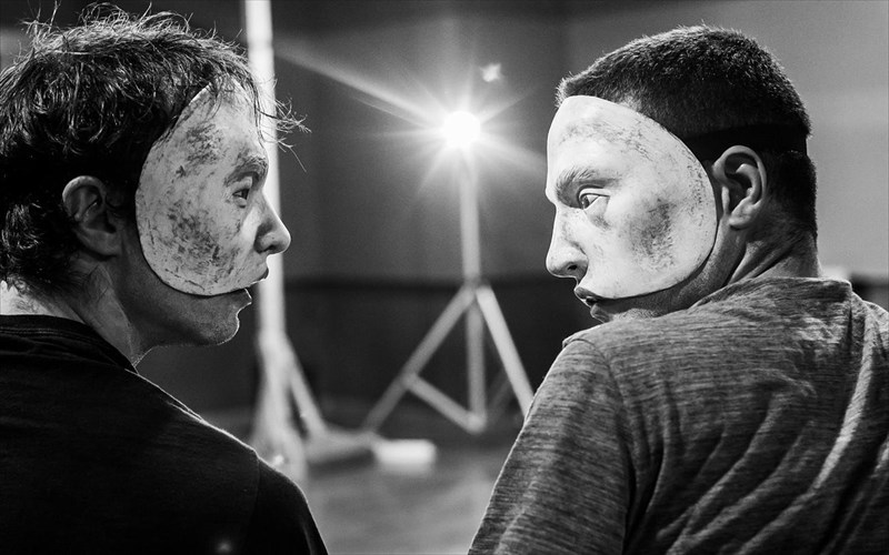 mprext-apo-ton-simo-kakala-kai-ton-gianni-aggelaka-stin-peiramatiki-skini-1-tou-ethnikou