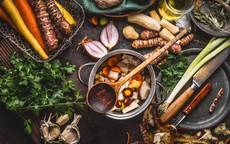 ta-mustika-tis-vegan-diatrofis-kai-kouzinas-apo-tous-eidikous