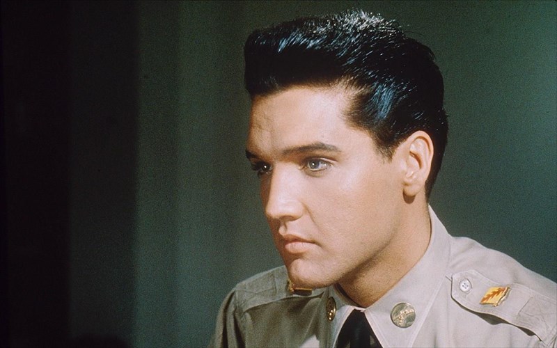 o-elvis-presley-timithike-me-to-proedriko-metallio-tis-eleutherias-apo-ton-donald-trump