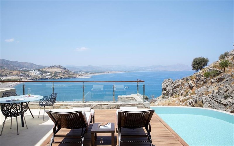 trivago-awards-2019-poia-ellinika-ksenodoxeia-ksexorisan