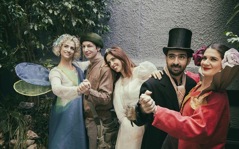 oi-pio-diasimoi-iroes-ton-paramuthion-dinoun-rantebou-sto-theatro-stathmos