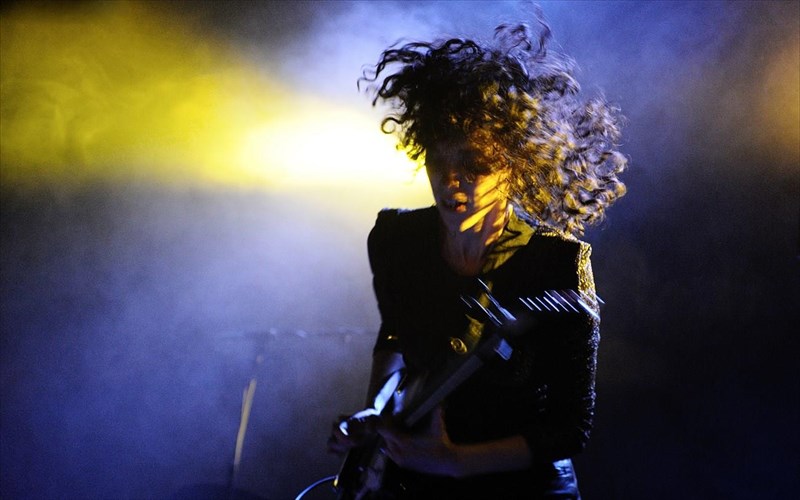 i-st-vincent-diaskeuazei-lou-reed