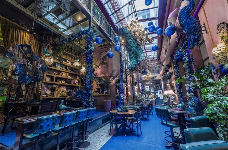 to-noel-giortazei-sta-mple