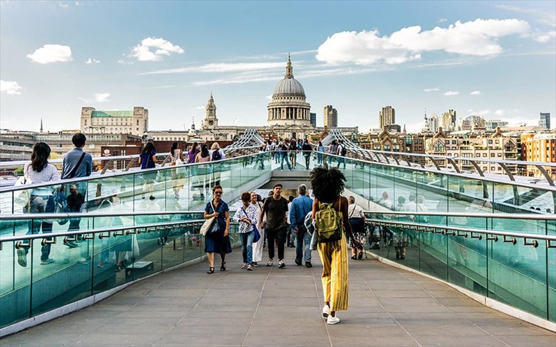 ekthesi-apo-ti-diethni-fotografiki-platforma-gurushots-proti-fora-stin-athina