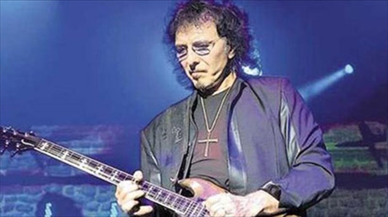 mpalanta-tou-kitharista-ton-black-sabbath-stin-eurovision