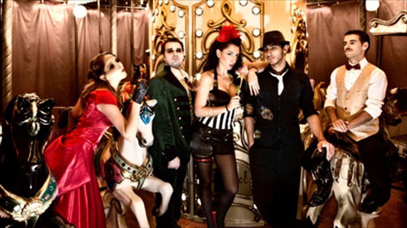 apokriatiko-cabaret-party-me-tous-belleville