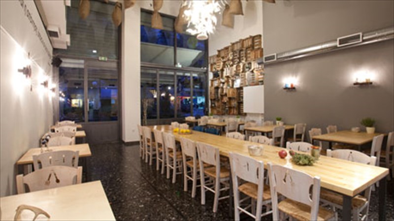 mikri-benetia-glenti-kai-mezedes-apo-ta-palia