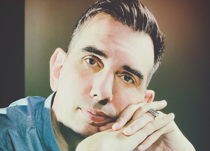 xristos-theodorou-einai-kairos-na-riksoume-to-blemma-mas-sta-kainouria-tragoudia