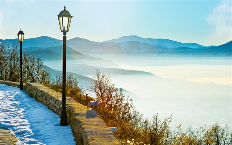 xristougenna-stin-ellada-pente-omorfoi-proorismoi-gia-tis-giortes