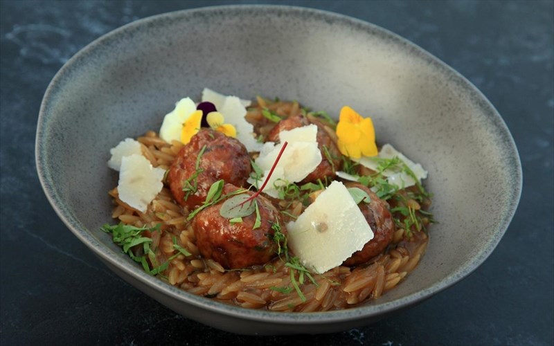 eksi-geuseis-pou-ksexorisame-to-2018