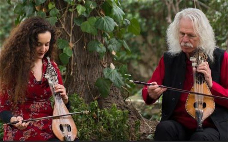 o-ross-daly-kai-i-kelu-thoma-sto-theatro-roes-kelu-thoma-sto-theatro-roes