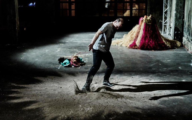 o-ekklisiastis-tou-antoni-antonopoulou-stin-agglikaniki-ekklisia-agiou-paulou