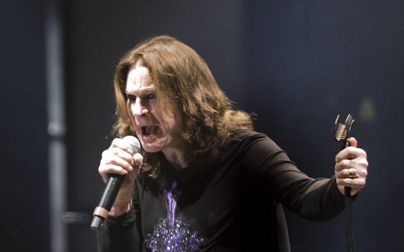 o-loutrinos-foros-timis-tou-ozzy-osbourne-stin-thruliki-nuxterida-tou