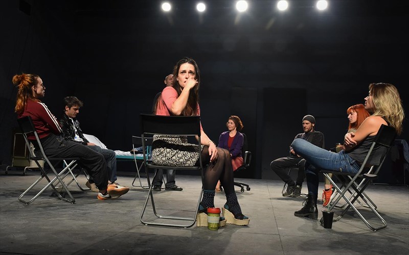 eidiki-bradia-koinonikis-euaisthitopoiisis-sto-sugxrono-theatro