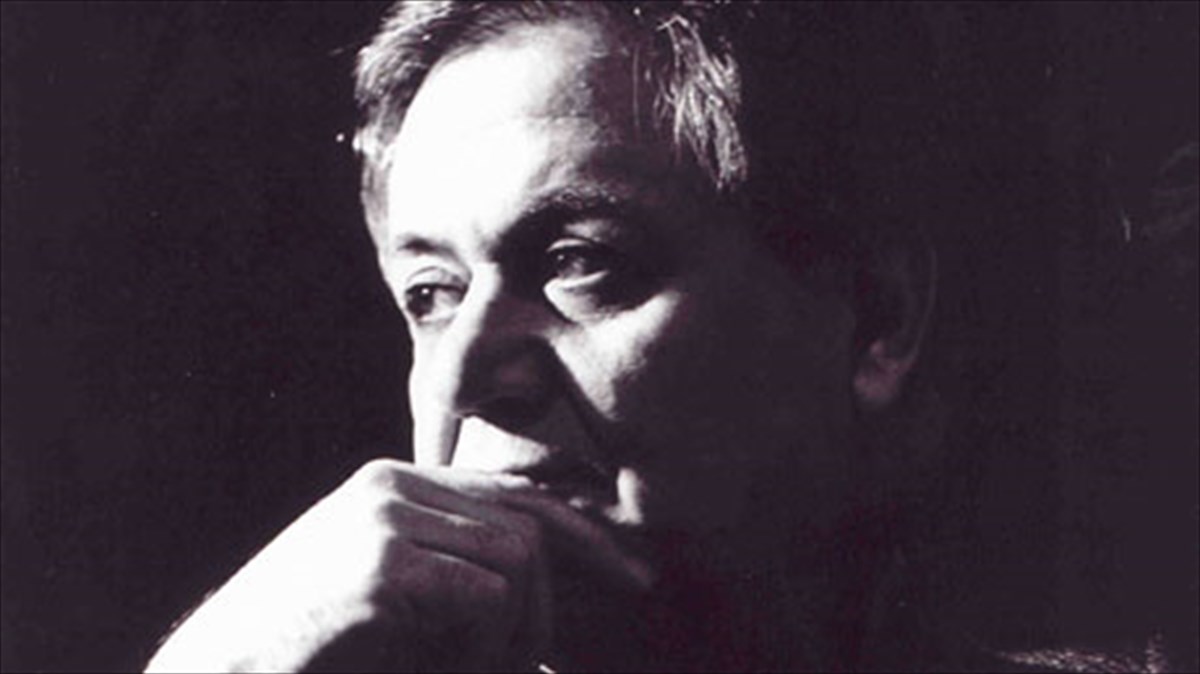 tragoudia-kai-keimena-tou-manou-xatzidaki-sto-megaro