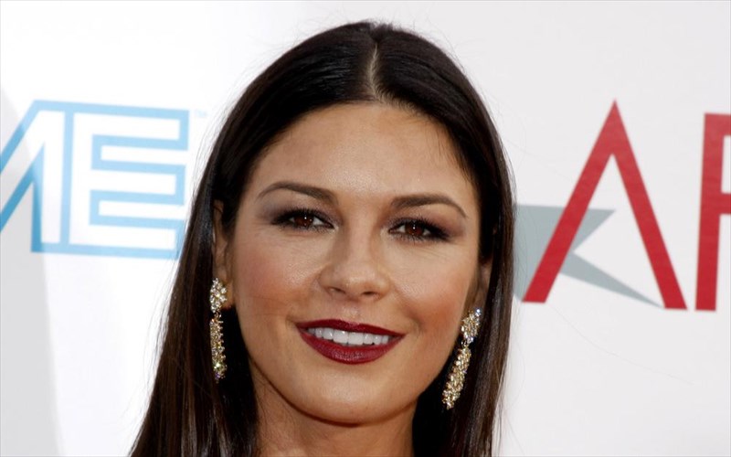 tha-aplonate-pote-ammo-gatas-sto-prosopo-i-tha-gemizate-me-mpoukalia-panakribou-krasiou-ti-mpaniera-sas-tha-gemizate-me-mpoukalia-panakribou-krasiou-ti-mpaniera-sas