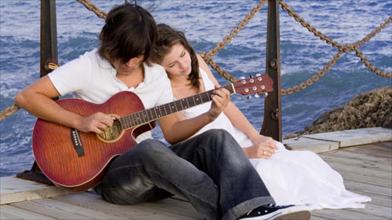 oi-10-pio-dunates-rock-mpalantes