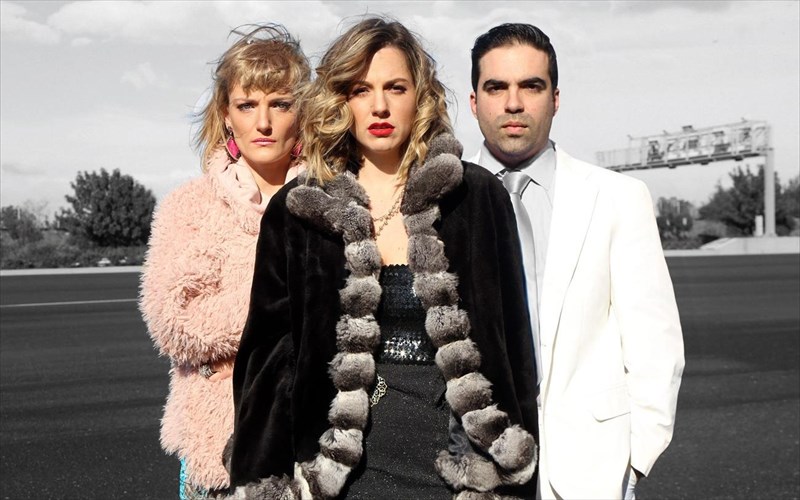 mia-tragodia-170-tetragonikon-sto-apo-mixanis-theatro