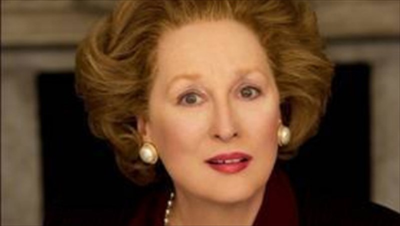 i-meril-strip-gia-tin-margkaret-thatseritan-mia-figoura-pou-enepnee-deos