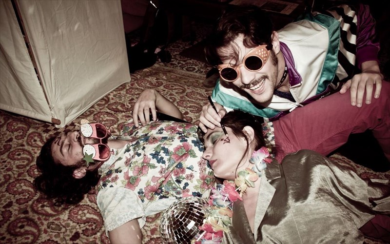 kerdiste-proskliseis-kai-ziste-mia-italiki-nuxta-sto-theatro-odou-kefallinias