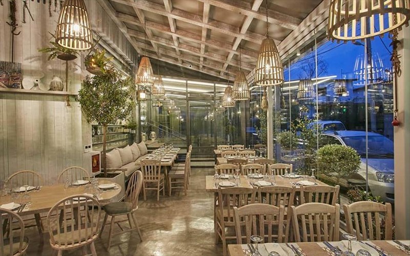 to-adolo-etoimazei-latinoamerikaniki-bradia