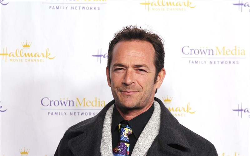 duskoles-ores-gia-ton-luke-perry