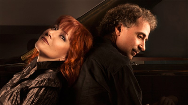 ena-programma-afieromeno-ston-erota-sto-ruthmos-stage