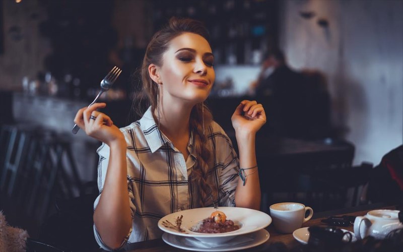 pente-eksodoi-gia-fagito-gia-tin-imera-tis-gunaikas