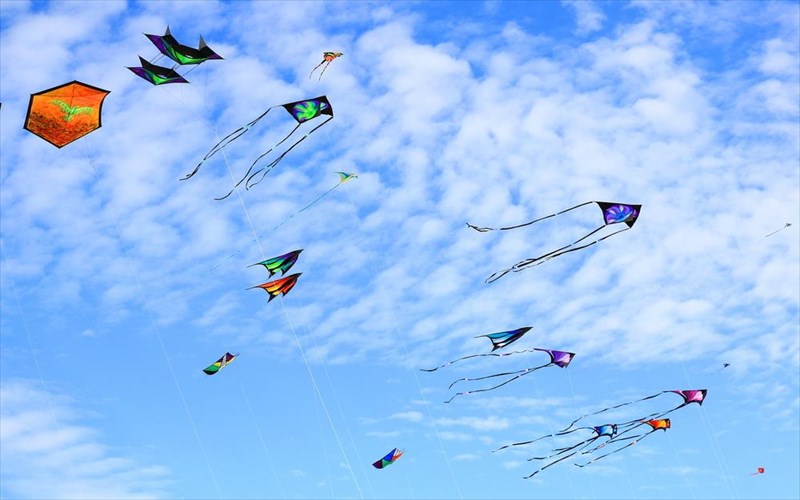 koulouma-kai-giorti-xartaetou-sto-markopoulo-apo-ton-opap