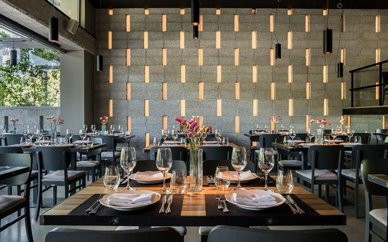 to-oinopoieio-xatzidaki-erxetai-ston-basilaina