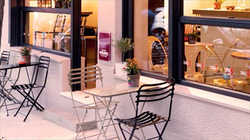 plateia-proskopon-mia-anerxomeni-dunami-sto-pagkrati