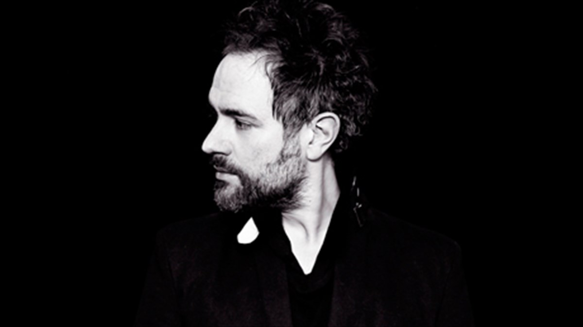 o-tom-baxter-gia-proti-fora-stin-athina