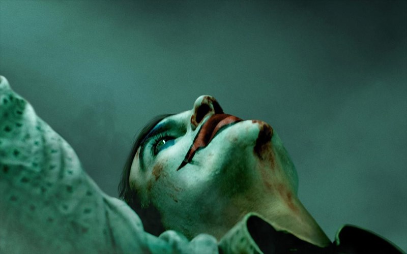 to-mono-pou-zita-o-Joker-einai-ena-xamogelo-Joker-einai-ena-xamogelo