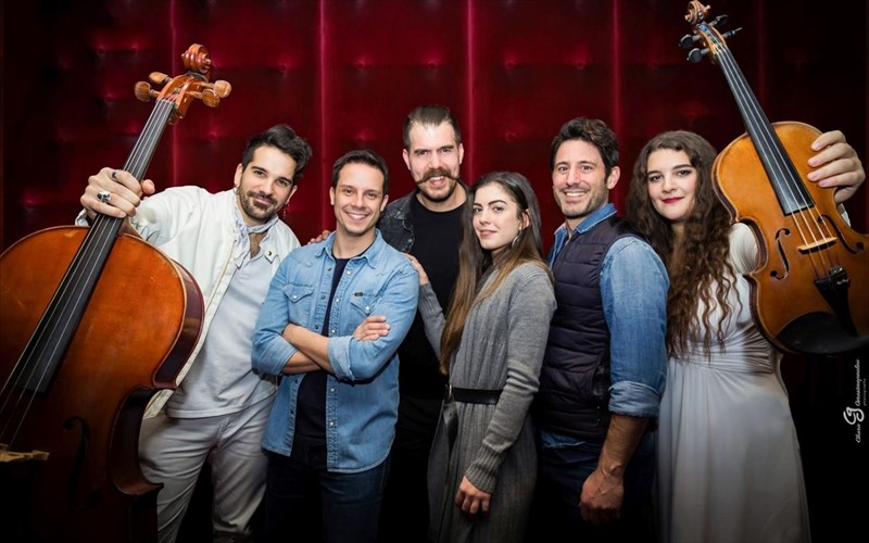 makalias-eleutheriou-kai-string-demons-ston-surano-nte-mperzerak-tou-ilia-karella